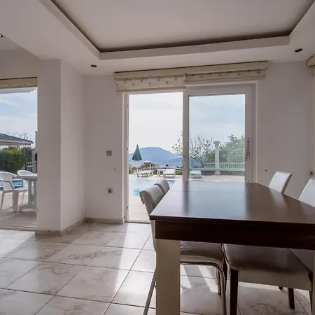 Solo - Adel Villa, 4 Bedroom Private At * Oludeniz
