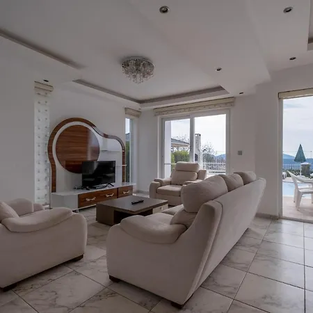 Solo - Adel Villa, 4 Bedroom Private At Villa Oludeniz
