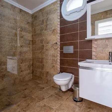 Villa Solo - Adel Villa, 4 Bedroom Private At Oludeniz