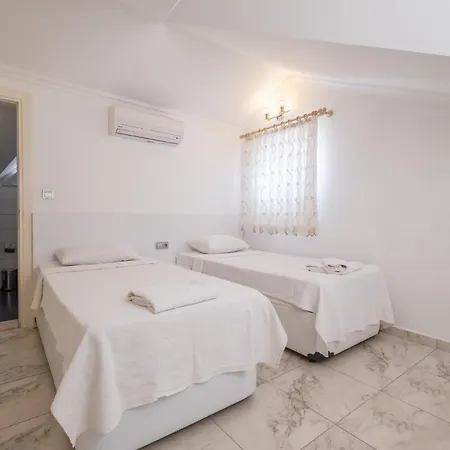 Solo - Adel Villa, 4 Bedroom Private At Oludeniz